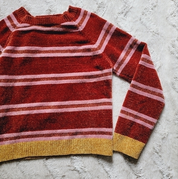 Francescas Alya Lindsay Striped Chenille Soft Fall Red Yellow Hem Sweater Size M - Picture 4 of 12
